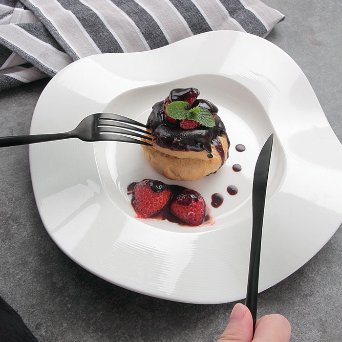 French Dessert Plate Creative Dish Molecular Cuisine Ceramic Round Cake Dish
